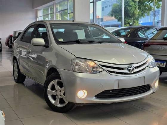 TOYOTA ETIOS 1.5 X SEDAN 16V FLEX 4P MANUAL
